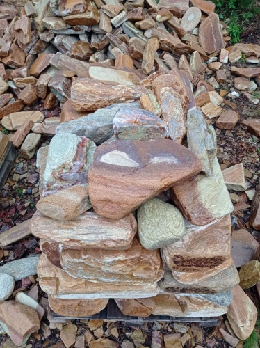 Златолит жёлтый, жёлто-зелёный глыбки и валуны для ланшафтного дизайна купить в Нягани