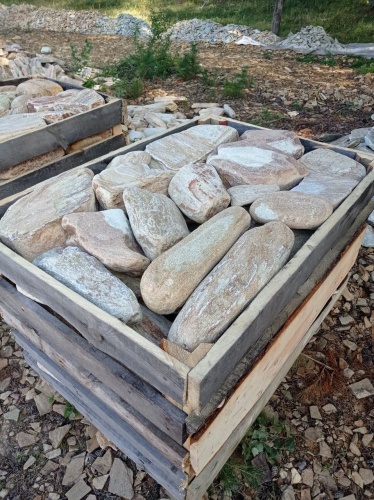 Златолит жёлтый, жёлто-зелёный глыбки и валуны для ланшафтного дизайна купить в Нягани