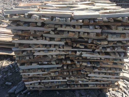 Горбушка златолит золотистый для облицовки купить в Нягани