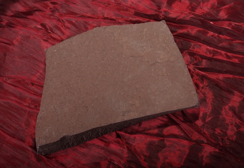 Плитняк лемезит бордовый для цоколя 1,5-2 см купить в Нягани