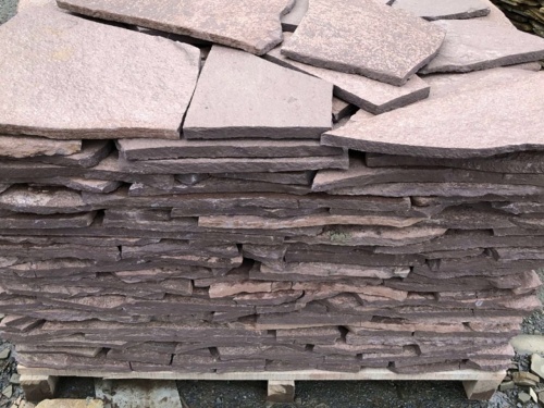 Плитняк лемезит бордовый для облицовки цоколя 20-25 мм  купить в Нягани