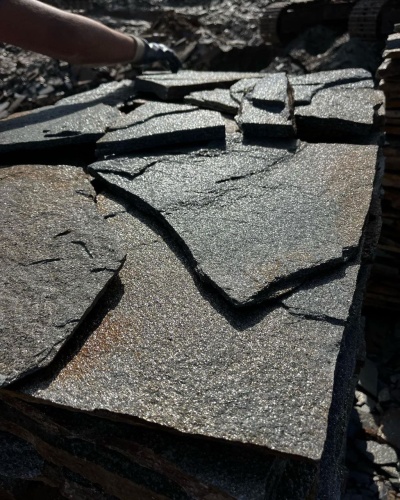 Плитняк златолит серебристый для фасада купить в Нягани