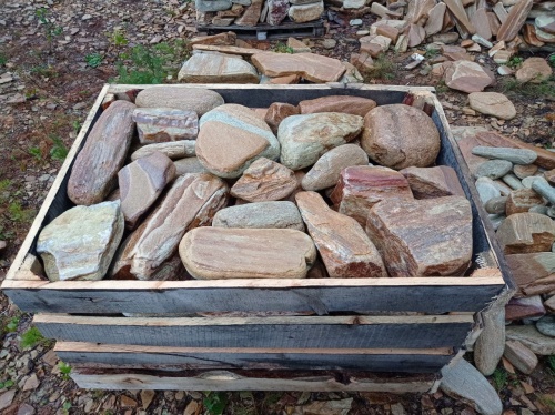 Златолит жёлтый, жёлто-зелёный глыбки и валуны для ланшафтного дизайна купить в Нягани