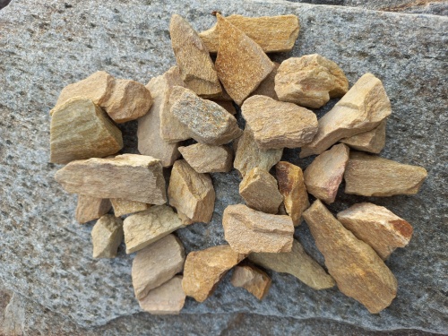 Златолит жёлтый декоративная каменная крошка купить в Нягани