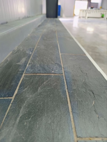 Плитка чёрная из натурального камня фасадная 30 см * 5 см, толщина 7 мм -30 мм купить в Нягани